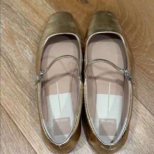 Dolce Vita Size 9 -  Gold Women's Flats 🥿